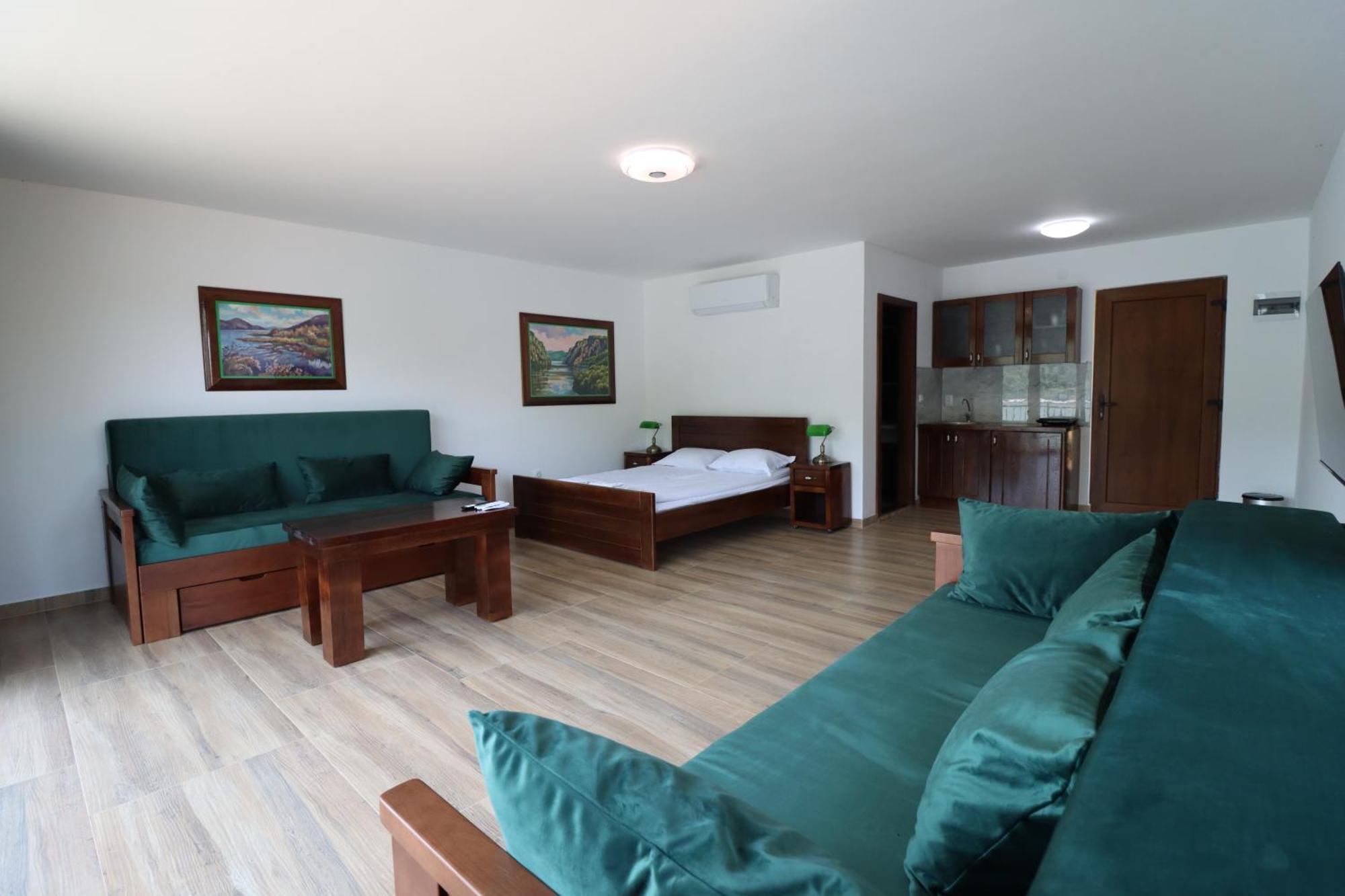 Dunavska Vila Milosavljevic Donji Milanovac Exteriör bild